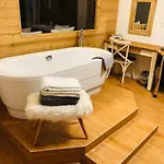Otel Superieur Winoka